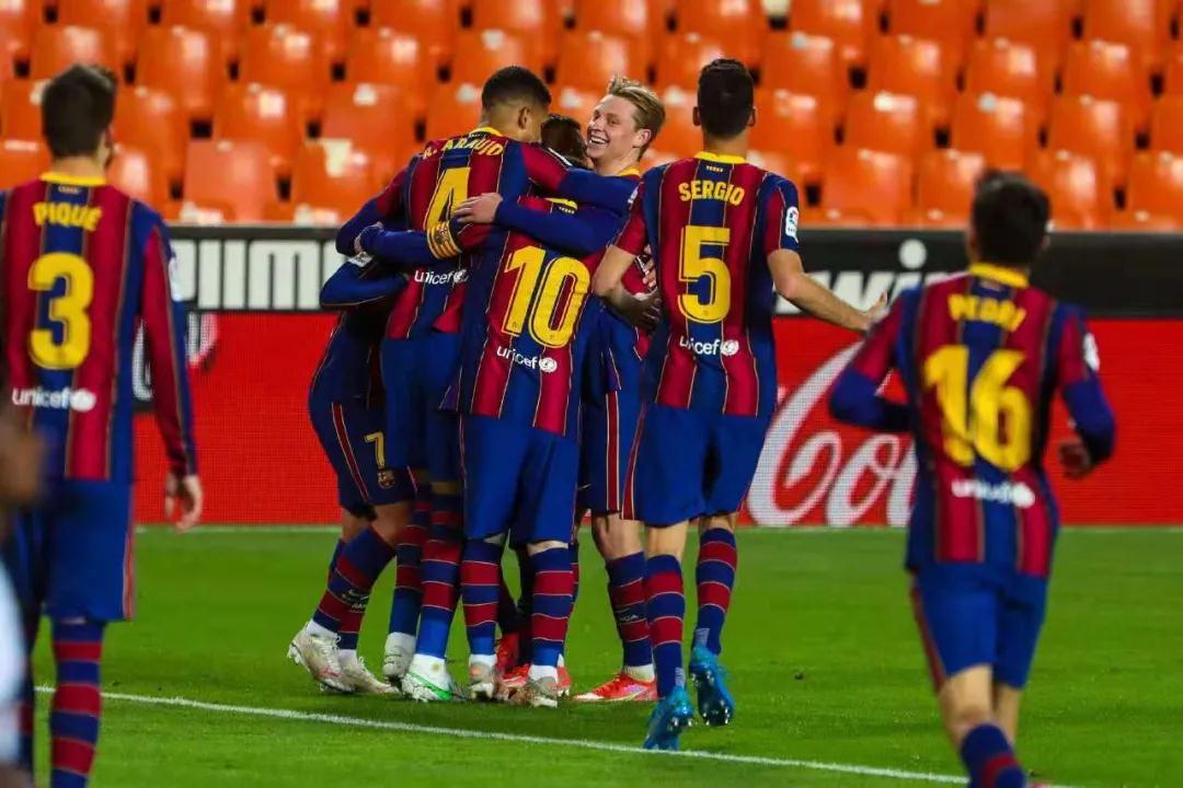 عدد ألقاب الدوري الإنجليزي مانشستر يونايتد